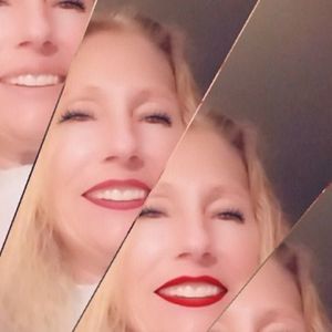 Meet your Posher, Denise